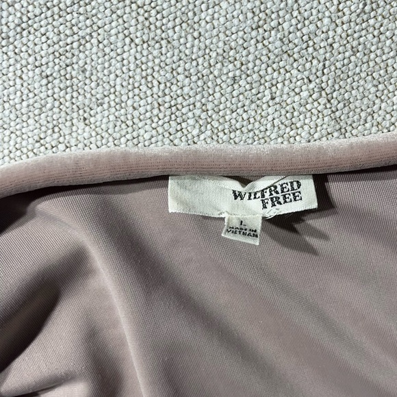 Aritzia Wilfred Free Klum Blush Pink Velvet Faux Wrap Longsleeve Dress large - Picture 5 of 15